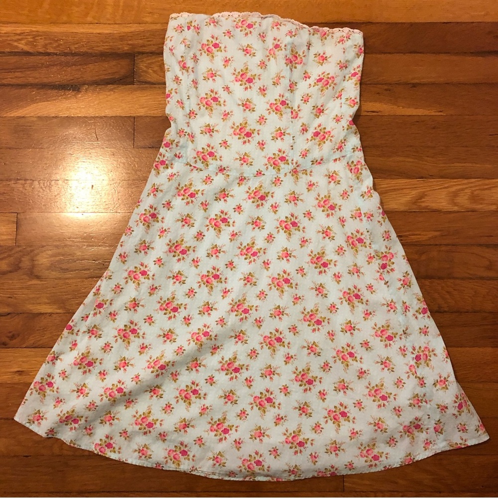 Strapless Dress with Rosebud Pattern Small